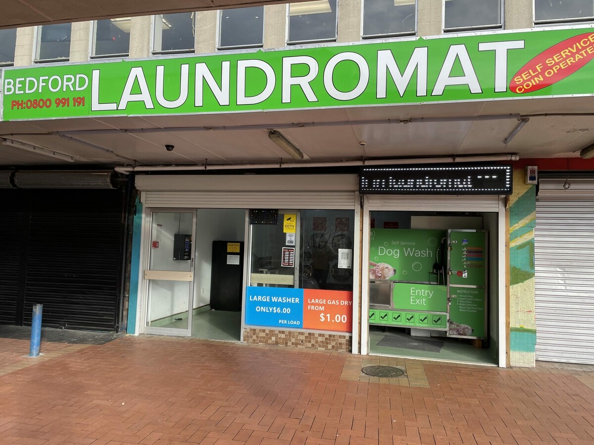Laundromat, Porirua, Wellington     